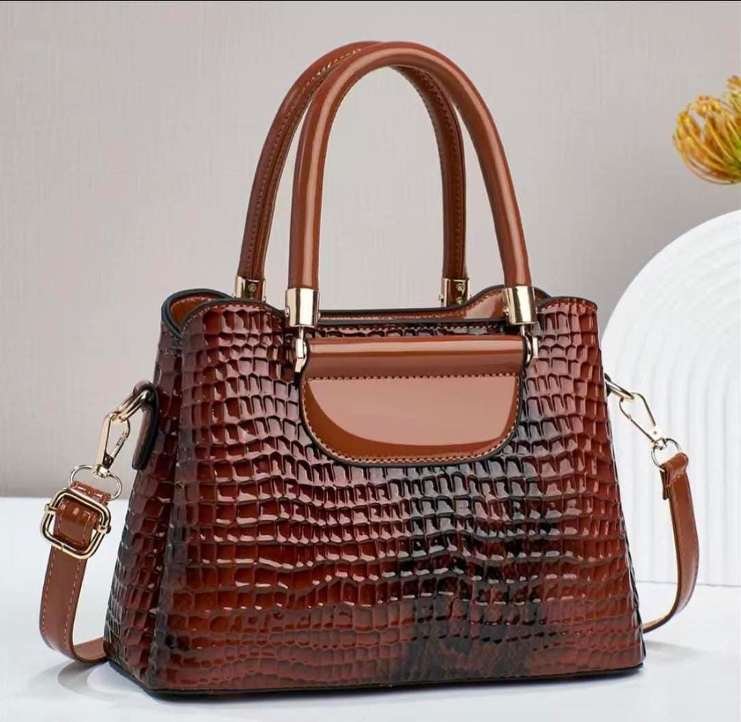 WhatsApp Image 2025-12-15 at 14.17.02 (1)